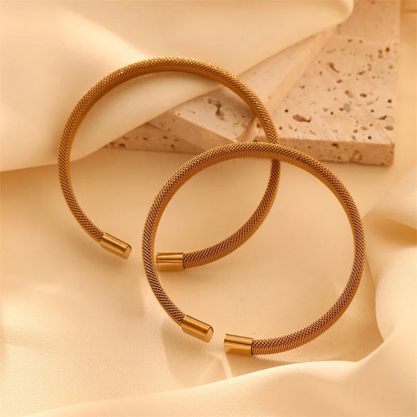 Casual Simple Style Solid Color Titanium Steel 18K Gold Plated Bangle In Bulk