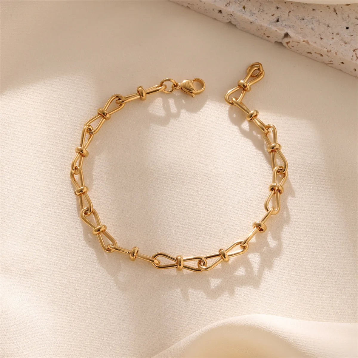 Casual Simple Style Solid Color Titanium Steel 18K Gold Plated Bracelets In Bulk