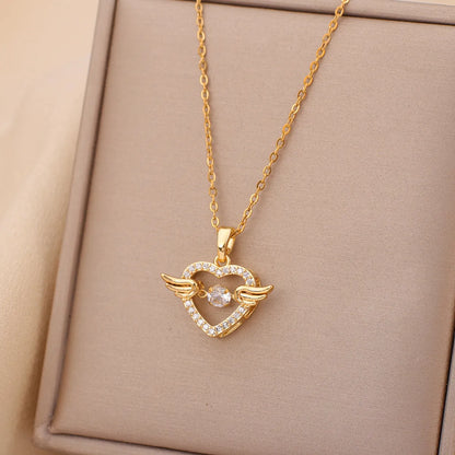 Casual Simple Style Water Droplets Heart Shape Flower Titanium Steel Plating Inlay Opal Zircon Pendant Necklace