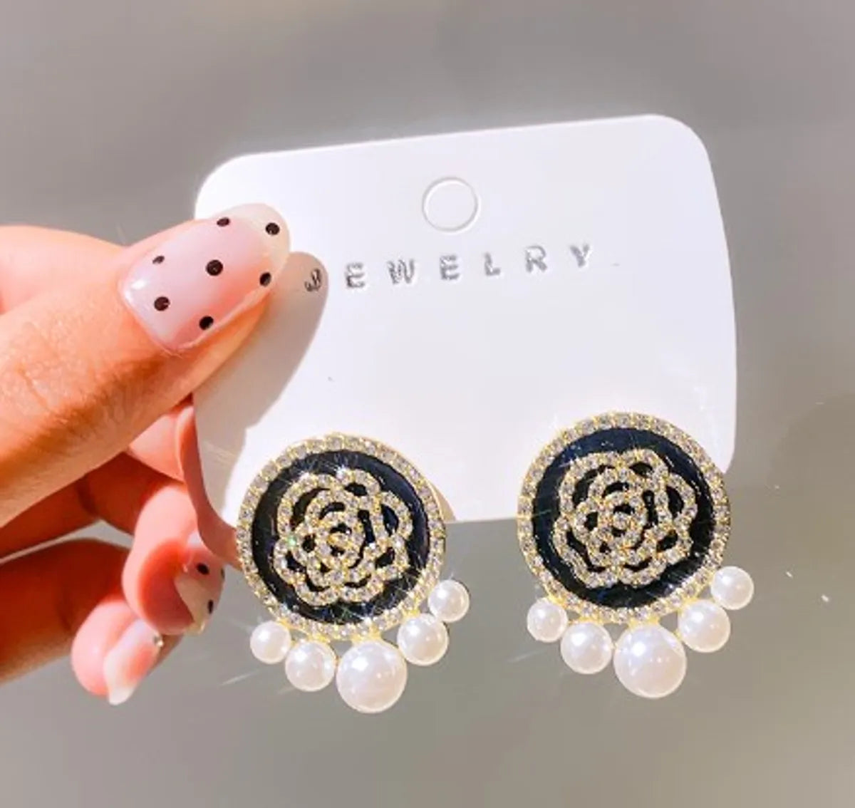 1 Pair Casual Sweet Circle Flower Bow Knot Tassel Plating Inlay Alloy Rhinestones Pearl Earrings