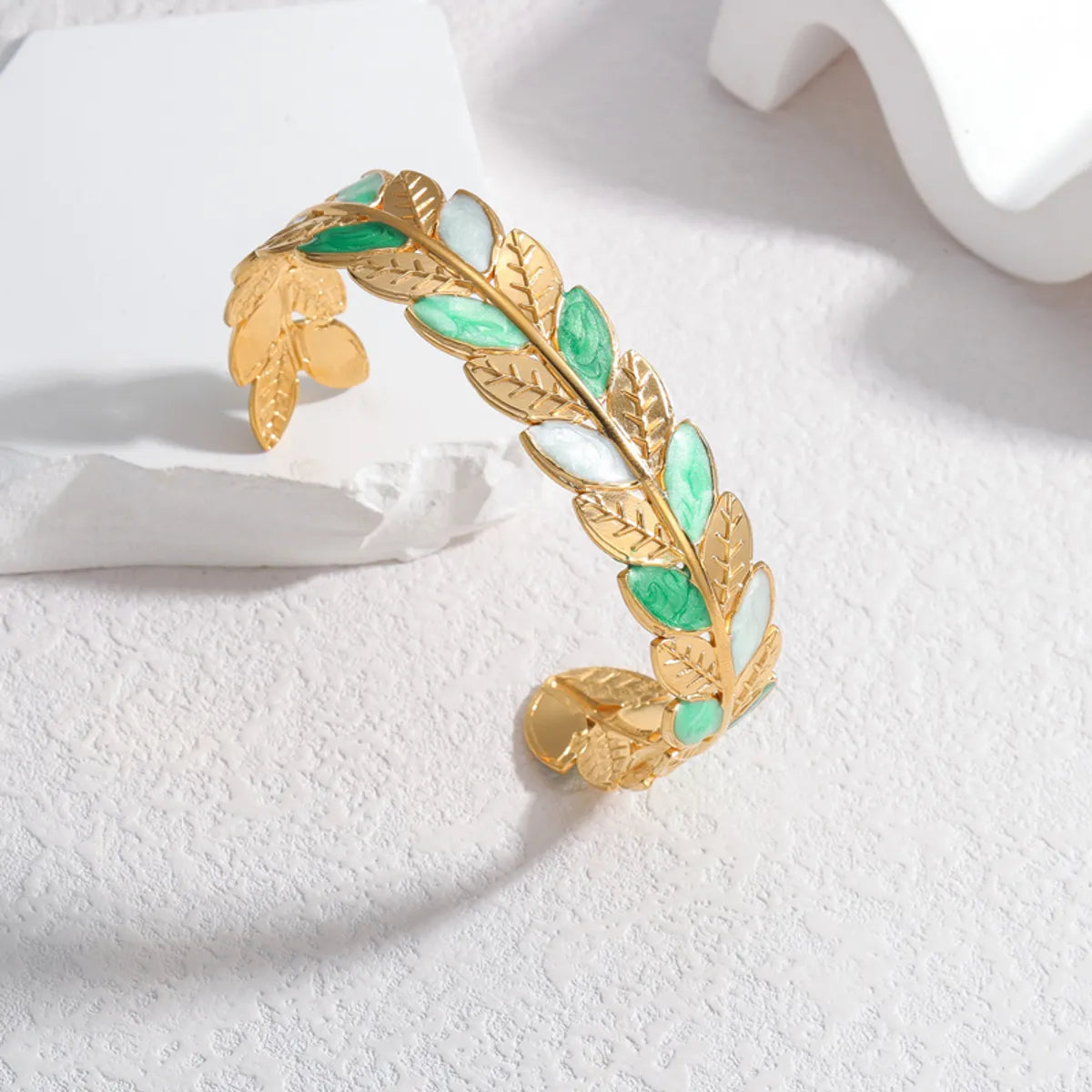 Casual Sweet Simple Style Leaves 304 Stainless Steel 18K Gold Plated Bangle In Bulk