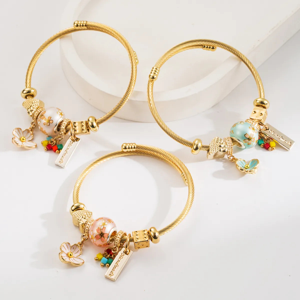 Casual Vacation Classic Style Flower Gold Plated Rhinestones 304 Stainless Steel Alloy Wholesale Bangle