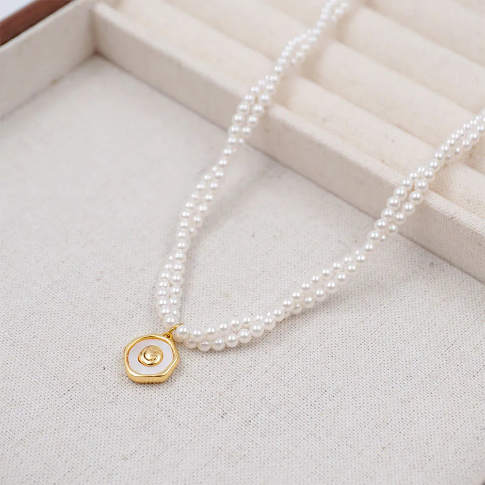 Casual Vacation Simple Style Flower Imitation Pearl Copper Beaded Shell Gold Plated Women'S Pendant Necklace