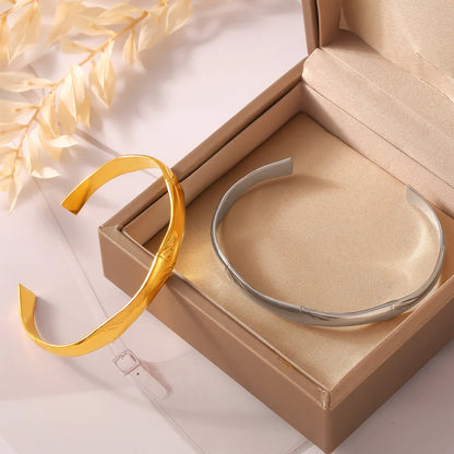 Chinoiserie Elegant Simple Style Bamboo 304 Stainless Steel 18K Gold Plated Bangle In Bulk