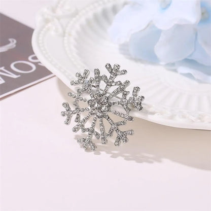 Fashion Snowflake Alloy Plating Diamond Artificial Gemstones Unisex Brooches