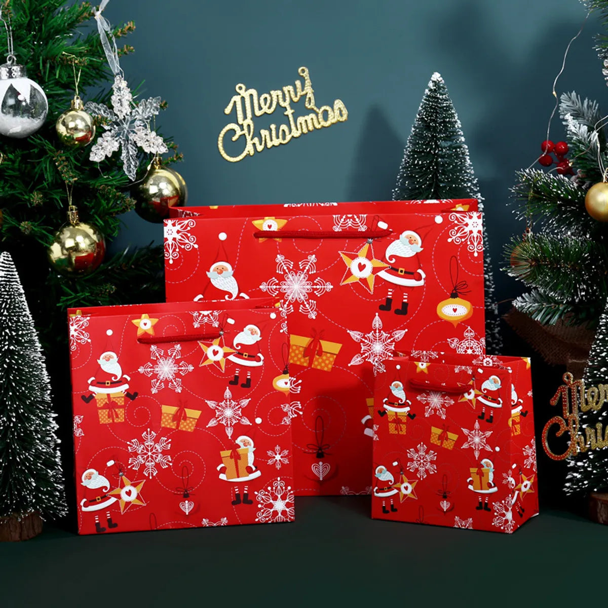 Christmas Gift Bag Santa Claus Tote Bag Gift Bag Christmas Day Exquisite Cartoon Gift Bag Paper Bag