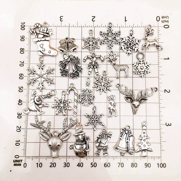 Christmas Silver Alloy Cartoon Accessories Necklace And Bracelet Pendants Electroplated