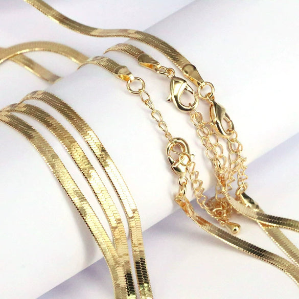 Classic Alloy Electroplated Gold Flat Snake Chain Necklace Geometric Fashion Jewelry Accessory Pendant Chain