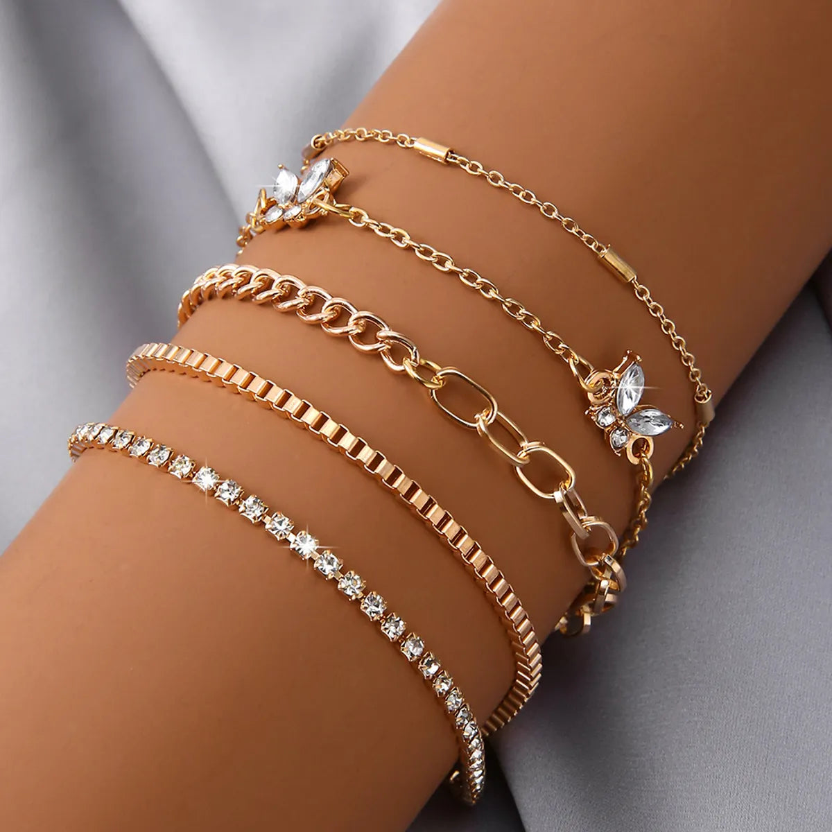 Classic Style Butterfly Alloy Plating Rhinestone Bracelets 1 Set