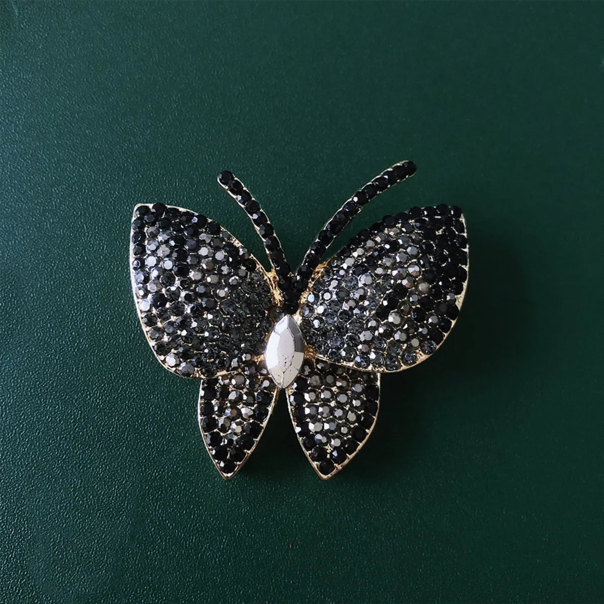 Classic Style Butterfly Alloy Rhinestone Women'S Brooches