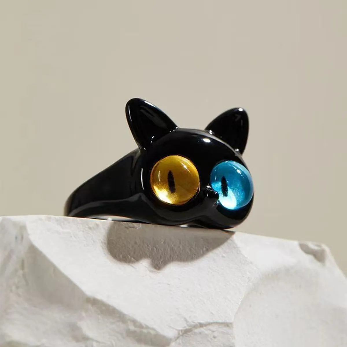 Classic Style Commute Cat Alloy Inlay Opal Women's Rings