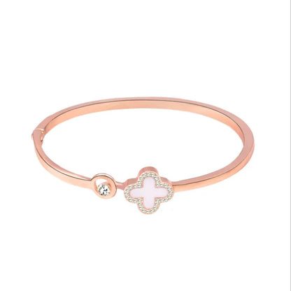 Classic Style Four Leaf Clover Alloy Inlay Rhinestones Women'S Bangle