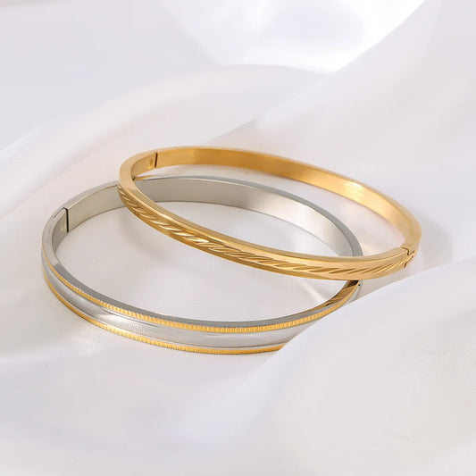 Classic Style Geometric Solid Color 304 Stainless Steel 18K Gold Plated Bangle In Bulk