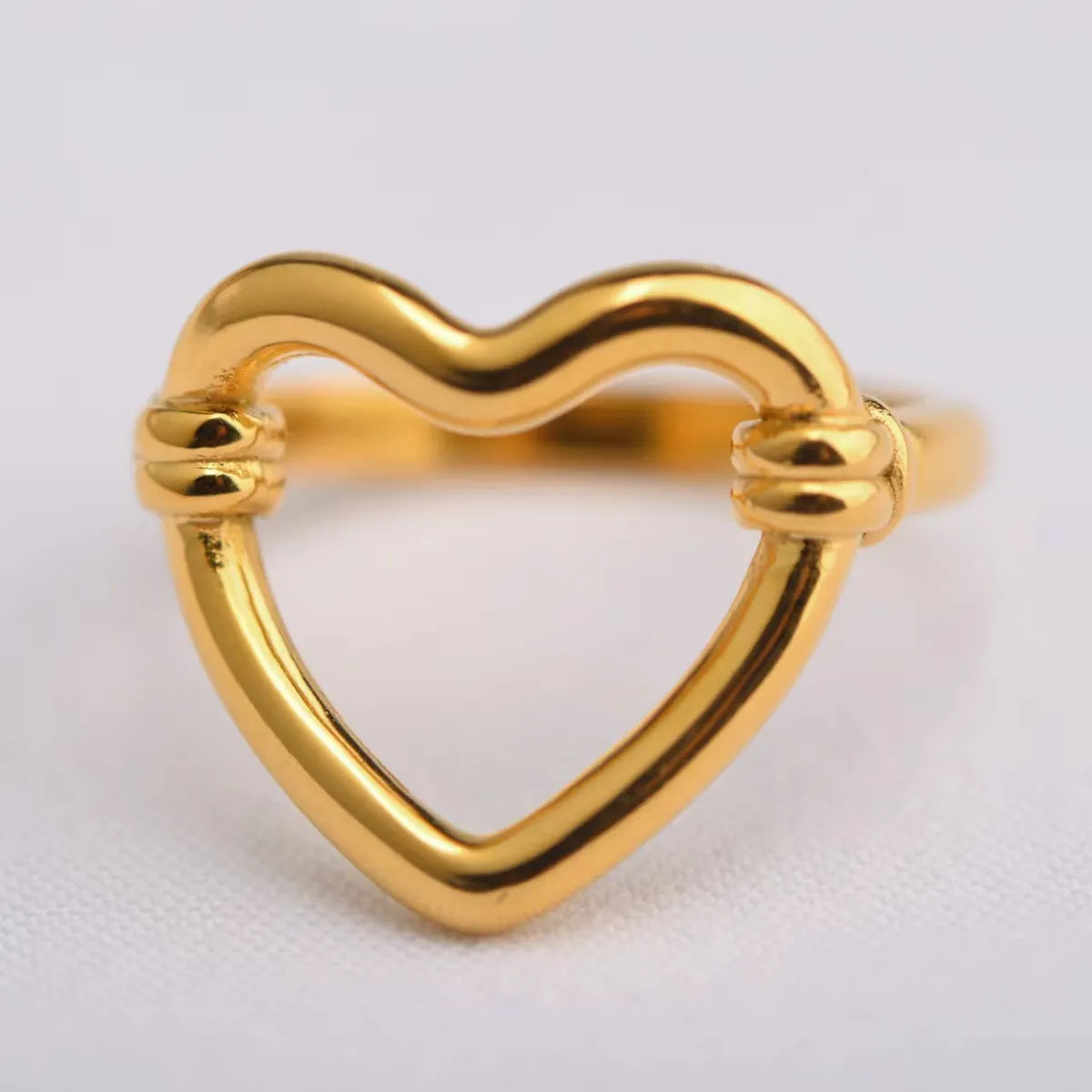 Wholesale Jewelry Classic Style Heart Shape Stainless Steel 18K Gold Plated Plating Rings