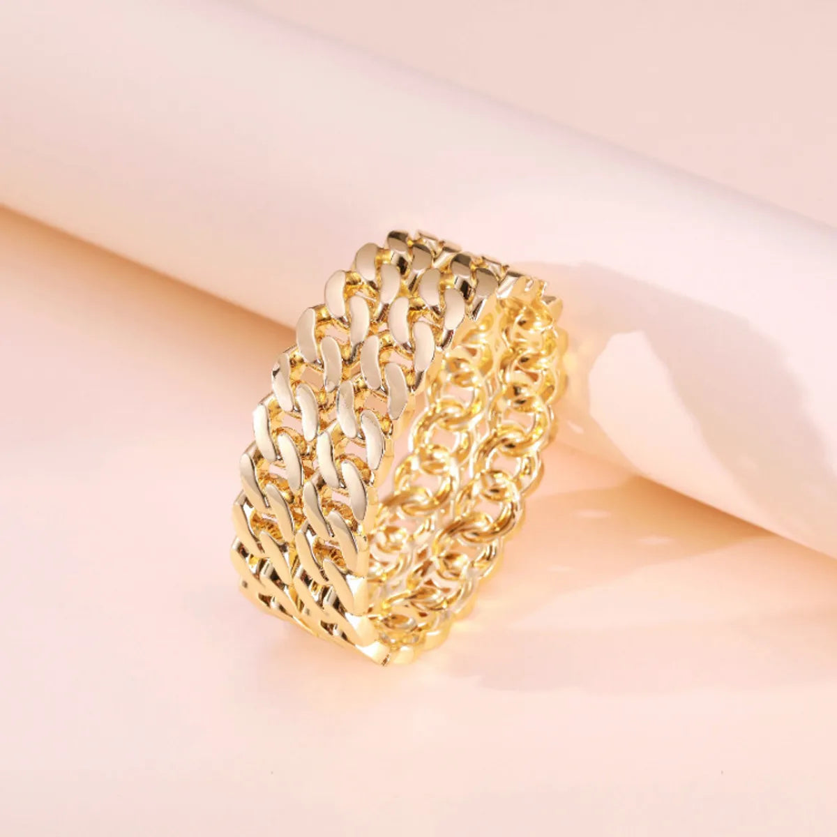 Classic Twisted Flower Chain Alloy Hollow Wide Side Bracelet