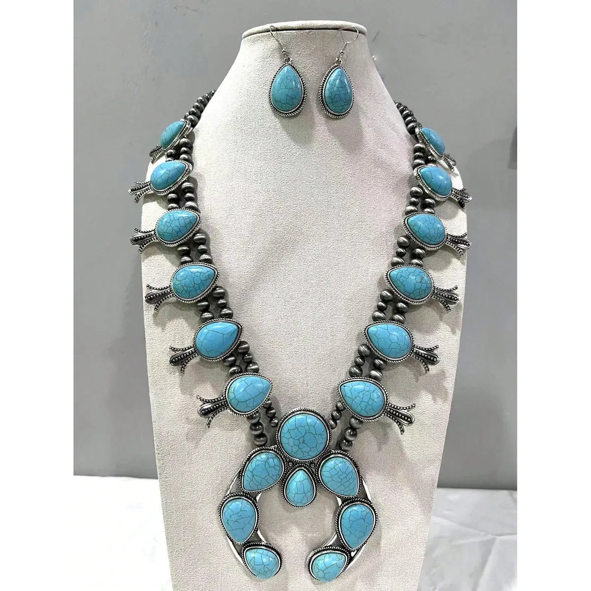 Classical Classic Style Color Block Alloy Stone Inlay Turquoise Women's Necklace