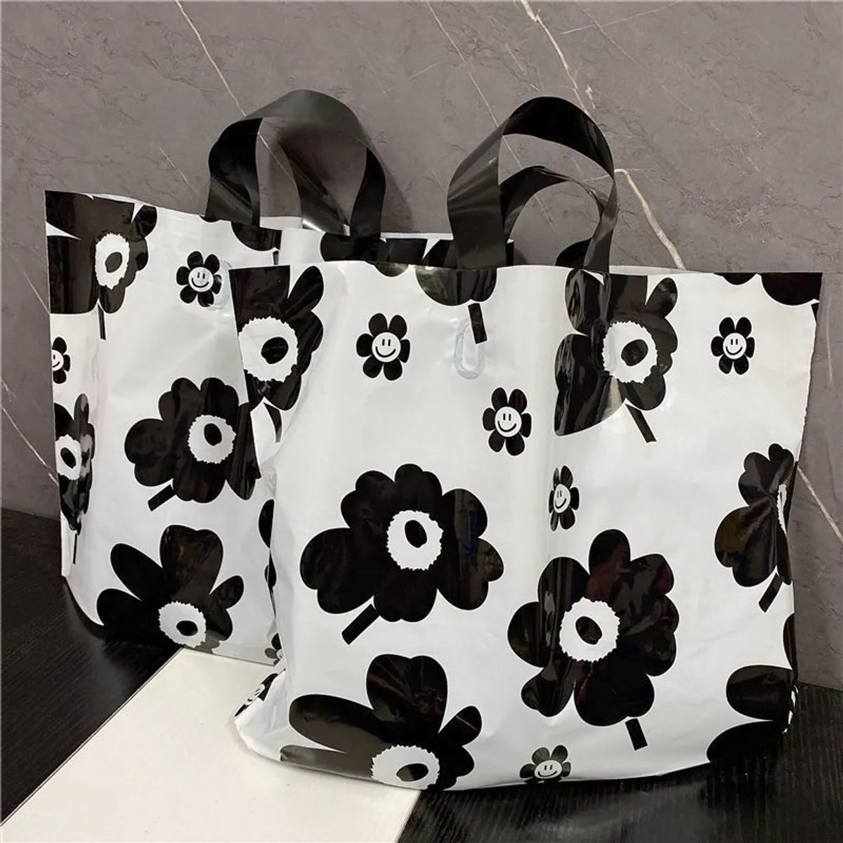 Clothing Store Bag Portable Plastic Bag Summer Peach Fresh Temptation Plastic Shopping Bag Cosmetic Bag Free Shipping