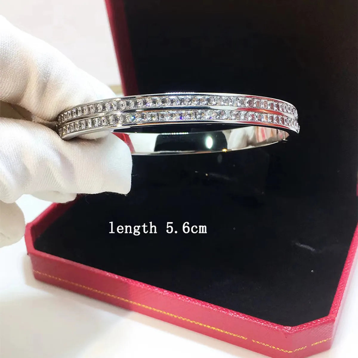 Commute Solid Color Titanium Steel Inlay Zircon Bangle