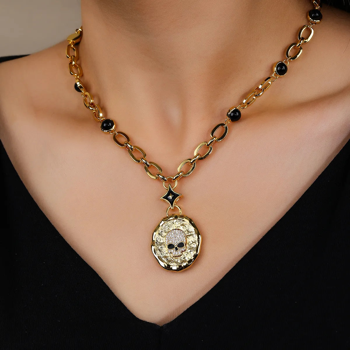 Copper 18K Gold Plated Basic Modern Style Classic Style Shiny Metallic Inlay Skull Zircon Pendant Necklace