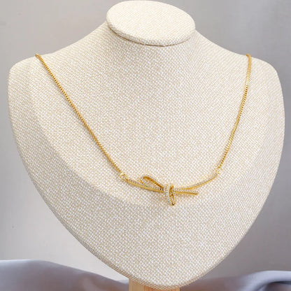 Copper 18K Gold Plated Casual Simple Style Commute Plating Inlay Bends And Hitches Bow Knot Zircon Pendant Necklace