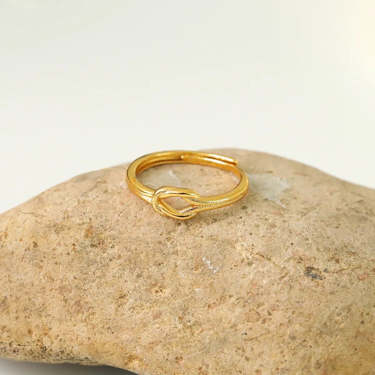 Copper 18K Gold Plated Casual Simple Style Plating Solid Color Rings