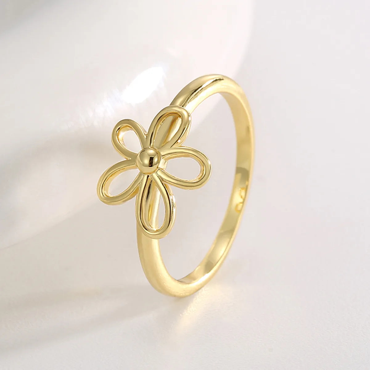 Copper 18K Gold Plated Copper Plated Gold 0.03 M IG Style Simple Style Classic Style Plating Inlay Four Leaf Clover Rose Petal Zircon Rings