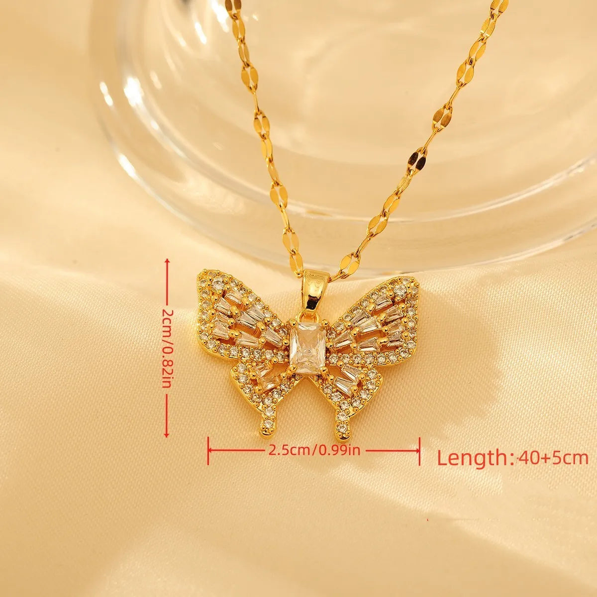 Copper 18K Gold Plated Elegant Simple Style Inlay Butterfly Artificial Diamond Pendant Necklace