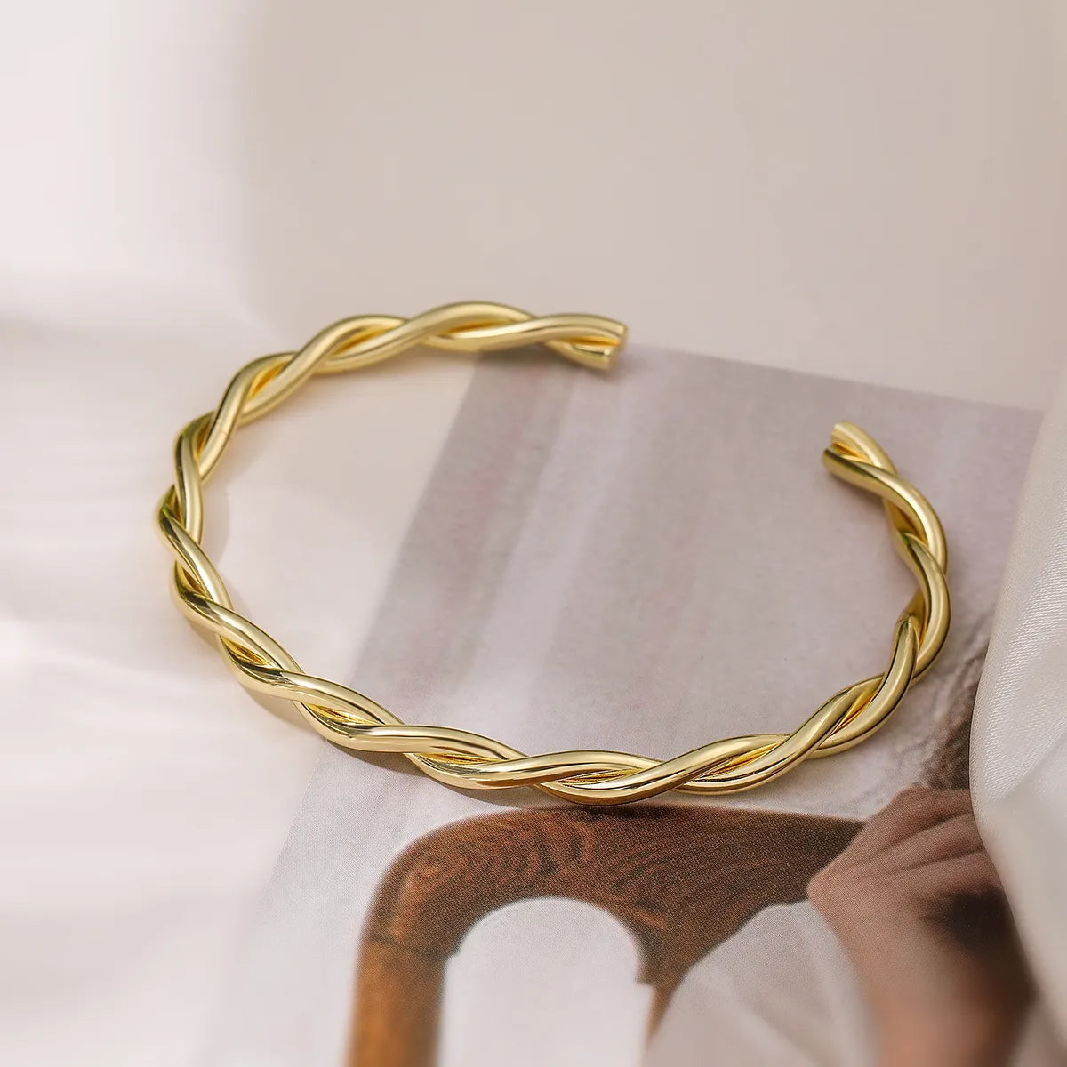 Copper 18K Gold Plated Retro Punk Simple Style Plating Solid Color Bangle