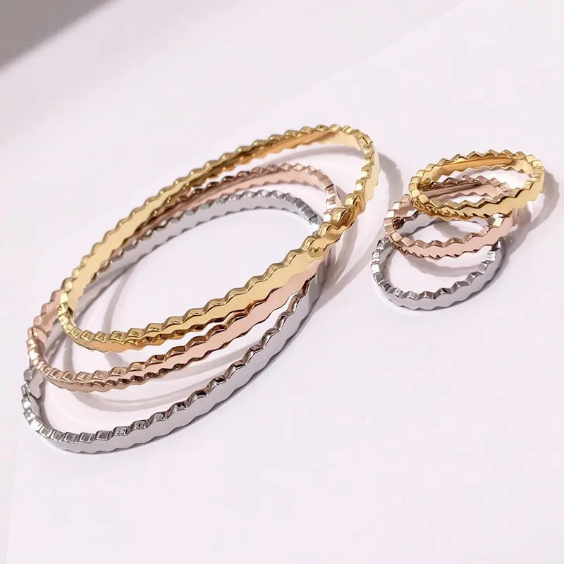 Copper 18K Gold Plated Simple Style Classic Style Plating Solid Color Bangle