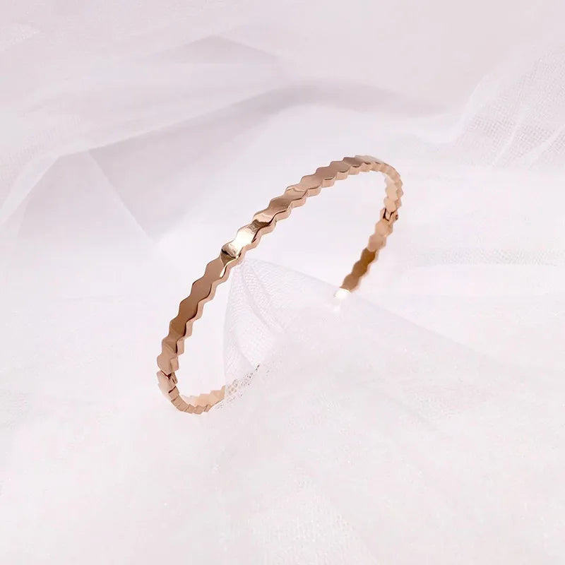 Copper 18K Gold Plated Simple Style Classic Style Plating Solid Color Bangle