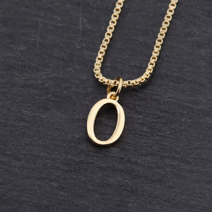 Copper 18K Gold Plated Simple Style Shiny Metallic Plating Letter Pendant Necklace