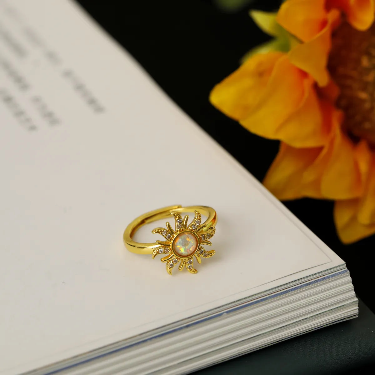 Copper 18K Gold Plated White Gold Plated Polishing Inlay Sun Flower Resin Zircon Open Rings