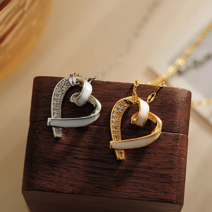 Copper Elegant Lady Classic Style Inlay Heart Shape Solid Color Rhinestones Pendant Necklace