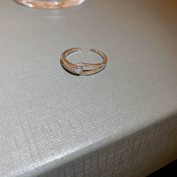 Copper Finger Ring With Geometric And Flower Pattern Electroplating For Women Light Luxury Style