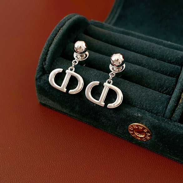 Copper Geometric Oval Pig Nose Electroplated Twowear Stylish Earrings For Women