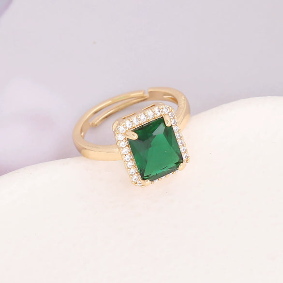 Copper Geometric Square Emerald Micropaved Pendant Necklace Set With Electroplating