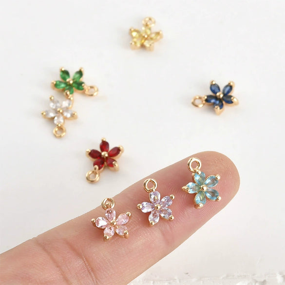 Copper Goldplated Fiveleaf Flower Zircon Pendant Jewelry Accessories Handmade With Electroplating
