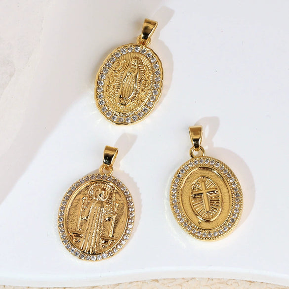 Copper Inlaid Colorful Zircon Oval Pendant Jewelry Electroplated Necklace