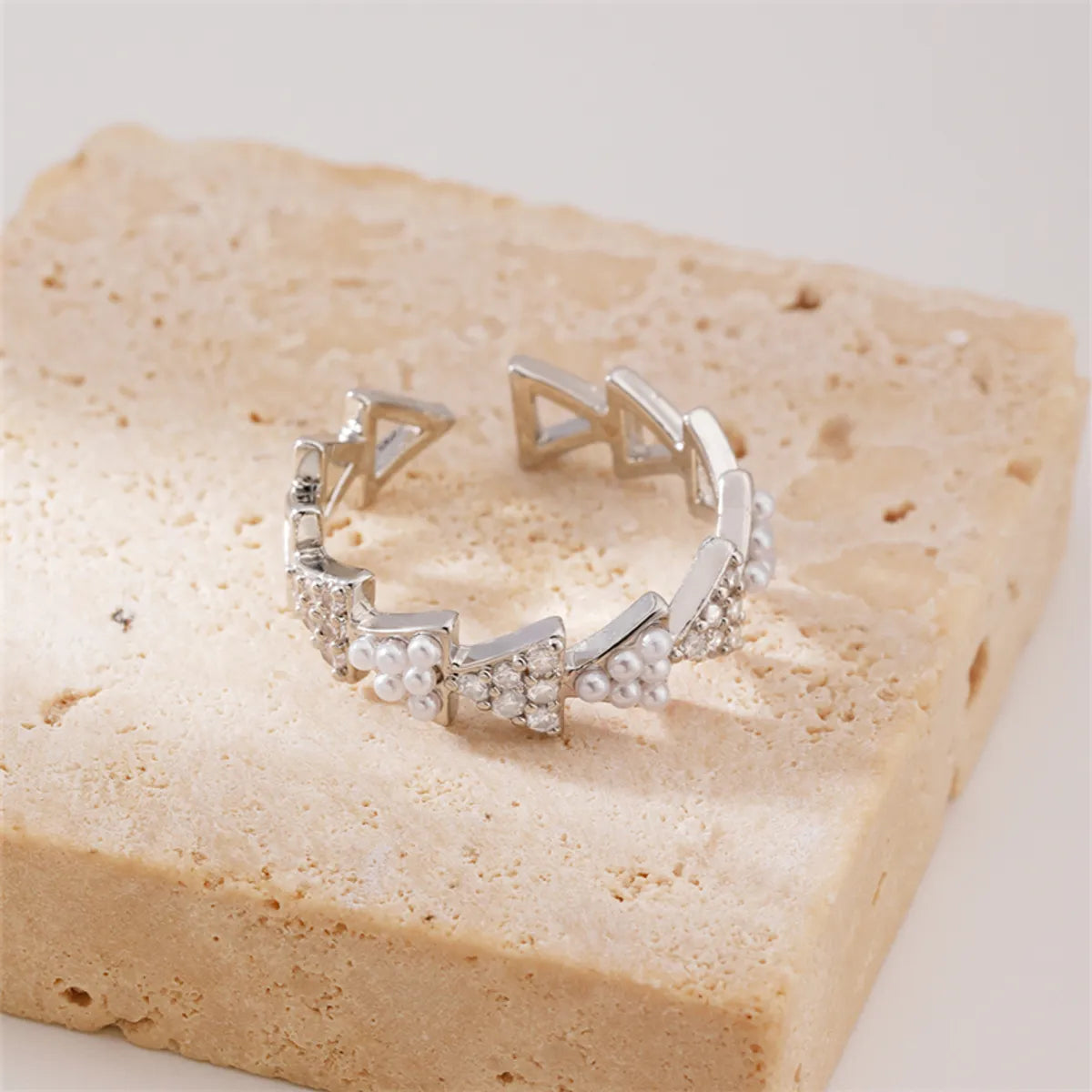 Copper K Gold Plated Rhodium Plated Casual Elegant Irregular Inlay Triangle Artificial Pearls Open Rings