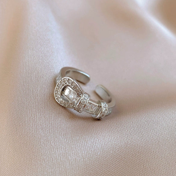 Copper Light Luxury Women's Ring Set With Zirconia Hollow Butterfly Flower Design