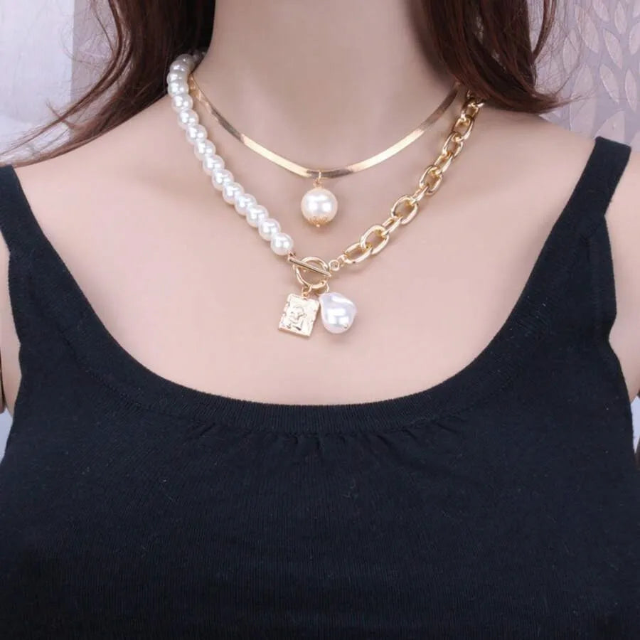 Wholesale Simple Style Classic Style Solid Color Copper Beaded 14K Gold Plated Artificial Pearls Layered Necklaces