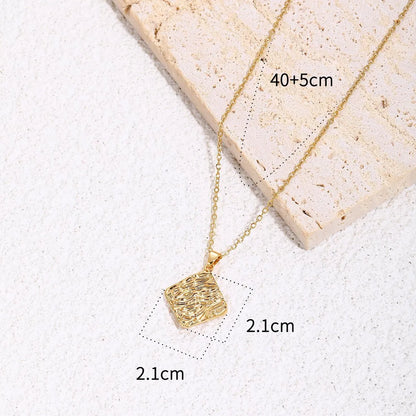 Copper Simple Style Round Square Snake Plating Pleated Inlay Zircon Pendant Necklace