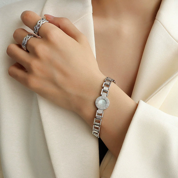 Couple Shell Bracelet With Roman Numerals Watch Plate In Titanium Steel With Geometric Design For Women