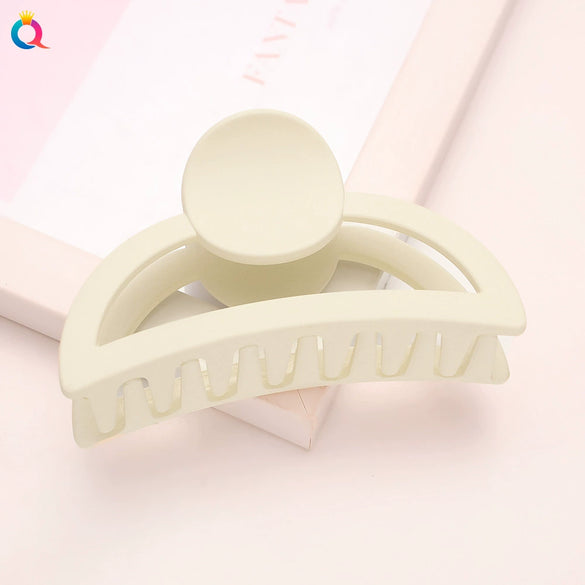 Cream Color Resin And Plastic Shark Hair Clip For Women Handmade Solid Color Geometric Hair Accessory Wholesale
