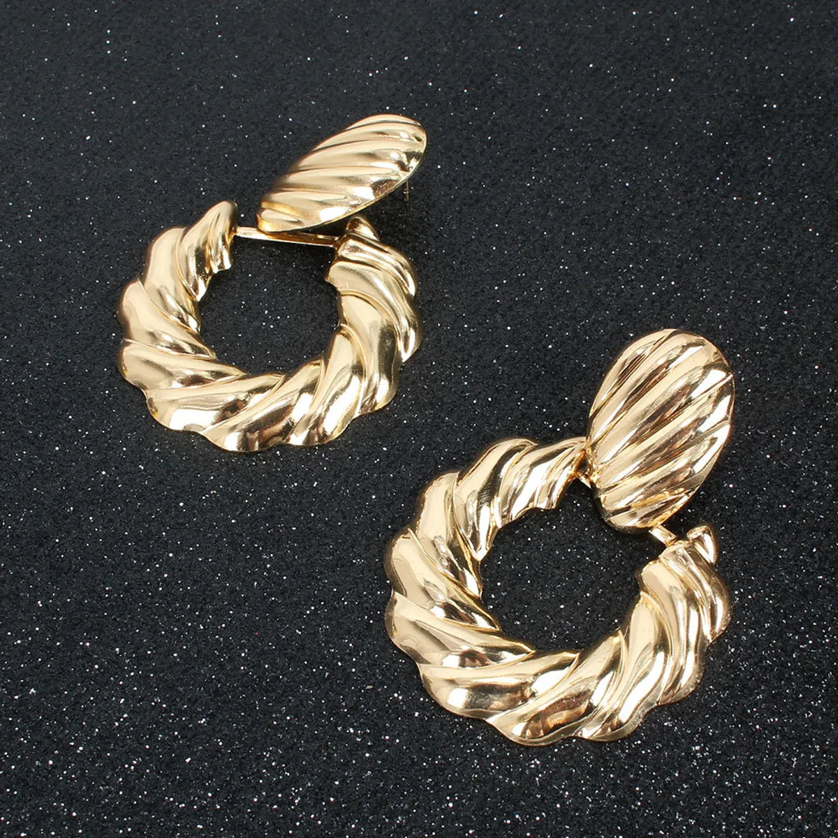 Creative Alloy Oval Earrings Style Exaggerated Retro Earrings Wholesale Gooddiy