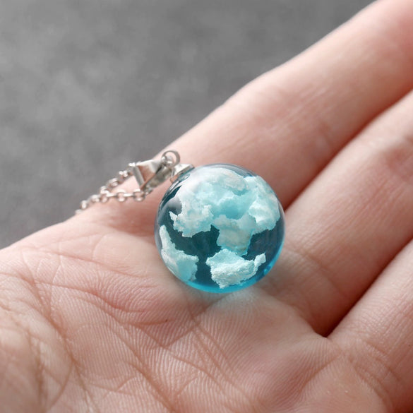 Creative Blue Sky White Clouds Cartoon Style Alloy Resin Transparent Ball Pendant Necklace With Electroplating For Women