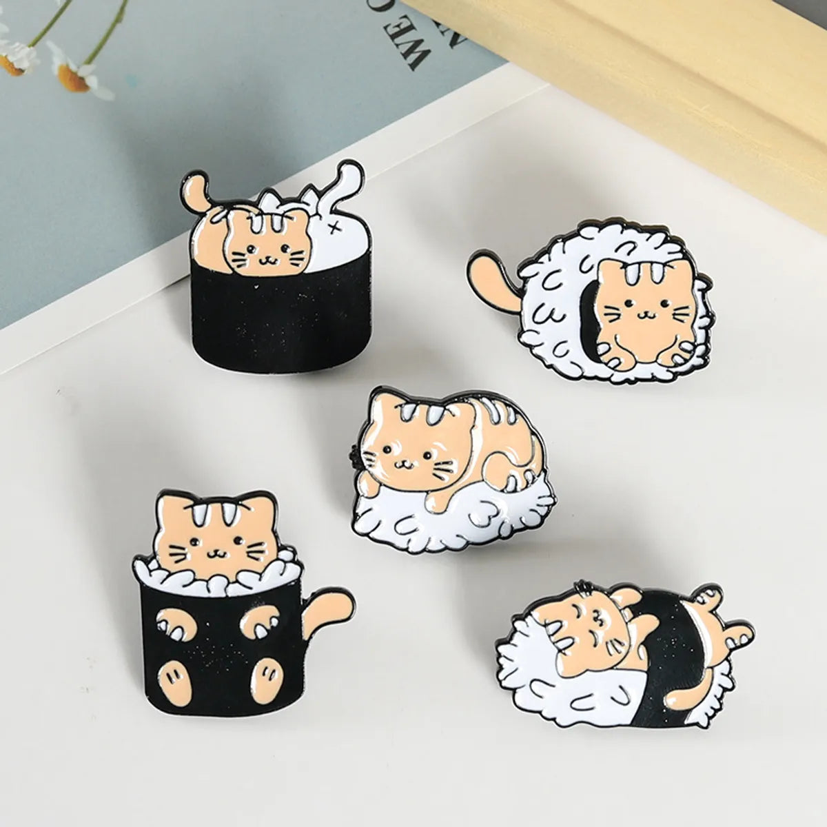 Creative Cartoon Cute Sushi Cat Alloy Brooch