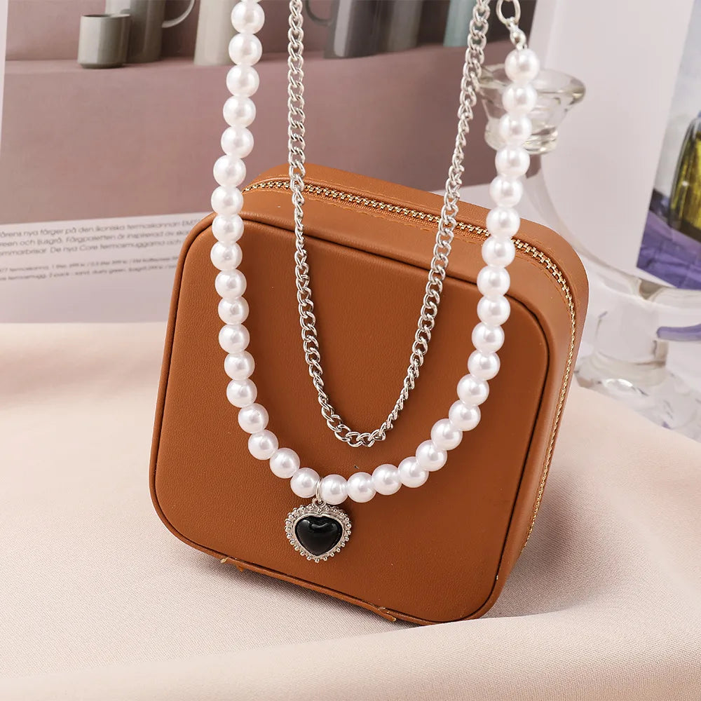 Creative Simple Multi-Layer Black Heart Double-Layer Pearl Chain Alloy Necklace