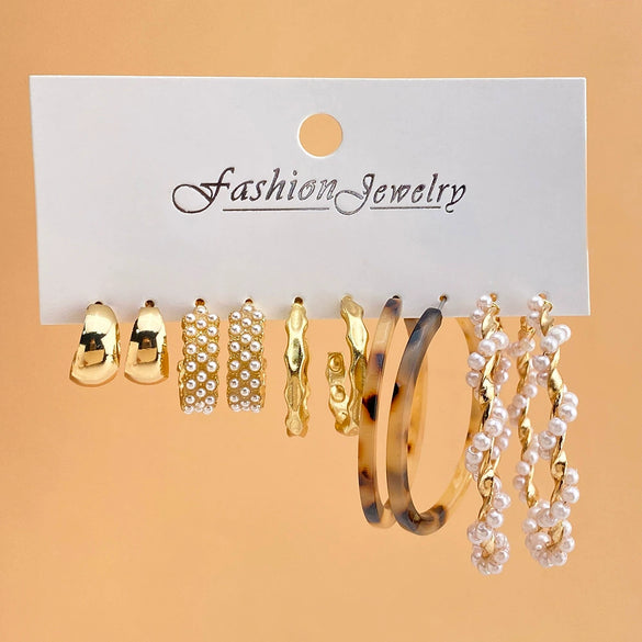 Creative Vintage Circle Earrings Set With Acrylic Butterfly Pendant Crystal And Alloy Micro Inlay