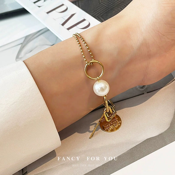 Cross Antifading Bracelet Made Of Titanium Steel With Geometric Pattern Electroplated In 18K Gold For Women